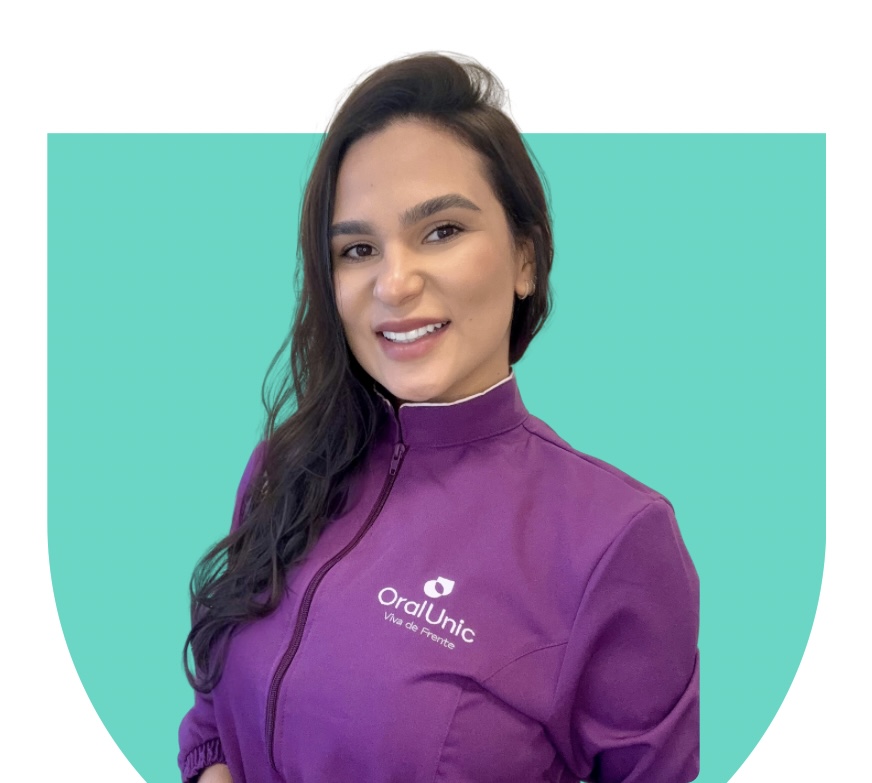 Dra. Bruna Lopes — OralUnic Três Lagoas